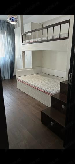Apartament cu 3 camere decomandat în Ultracentral