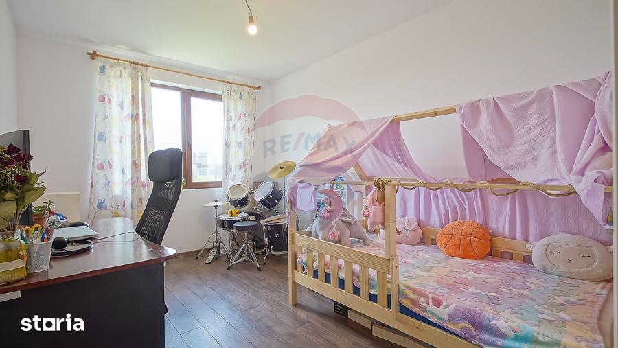 Casa individuala cu teren de 700 mp, mobilata ?i utilata, Sanpetru - 4