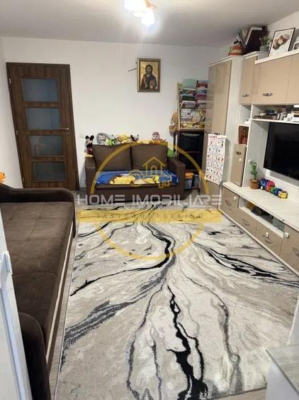 Apartament cu 2 camere decomandat, mobilat în Nicolina