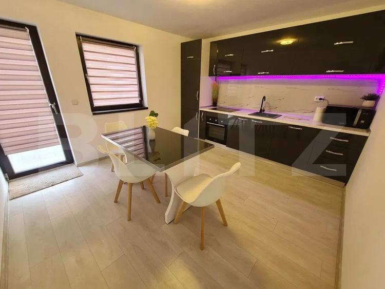 Casă individuală cu 6 camere cu Canalizare în Exterior Sud