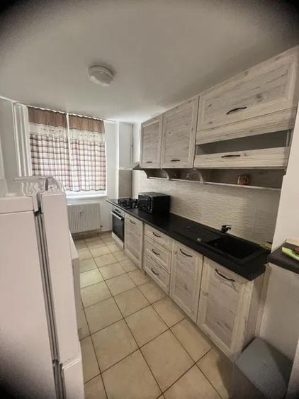 Apartament cu 2 camere decomandat, mobilat în Turda