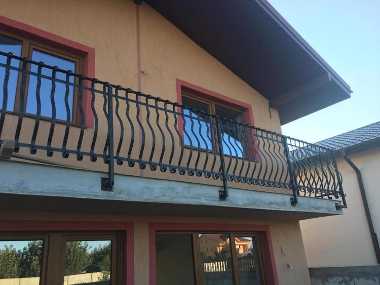 Casă individuală cu 4 camere cu Teren 217 Mp în Cumpăna