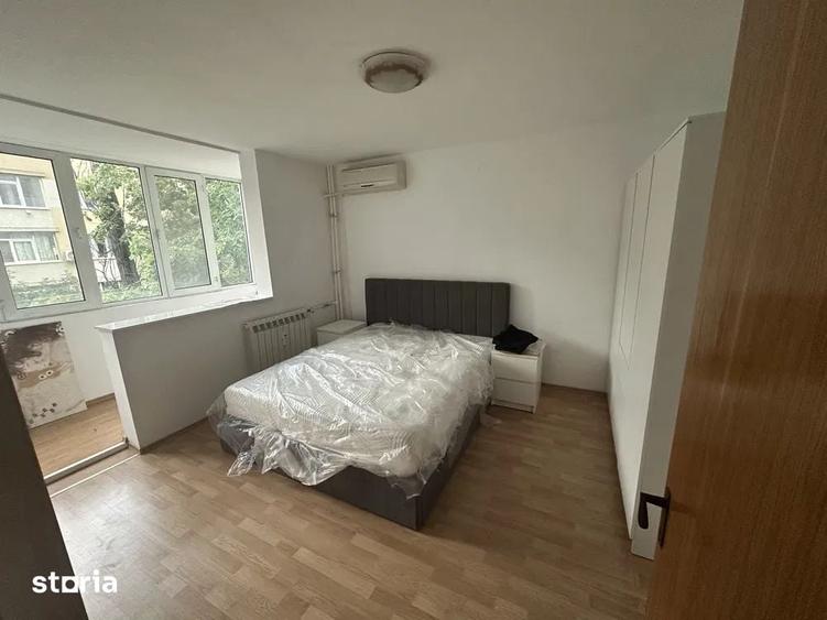 Apartament cu 3 camere în Drumul Taberei
