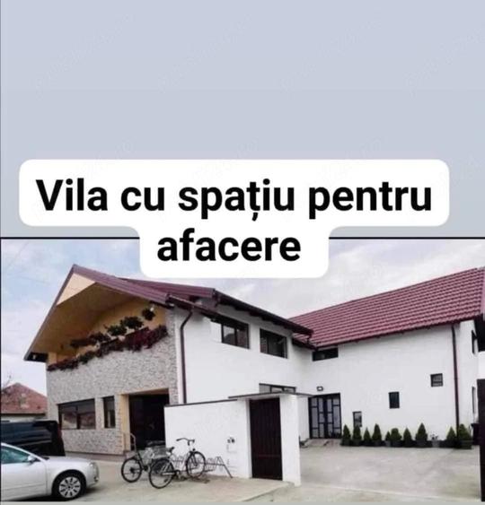 Casă cu Teren 600 Mp în Central