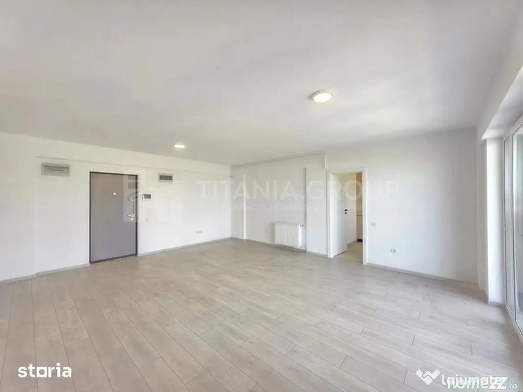 Apartament cu 3 camere decomandat în Sud