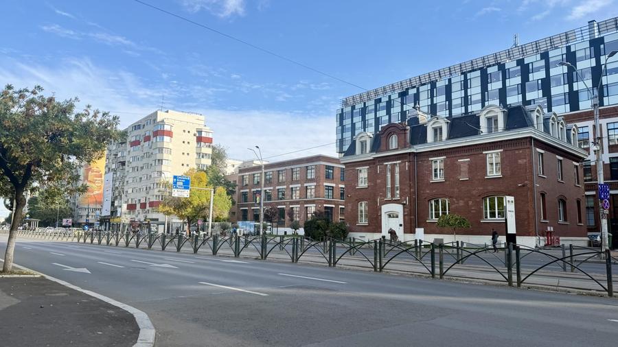 Apartament cu 2 camere decomandat în Dorobanți