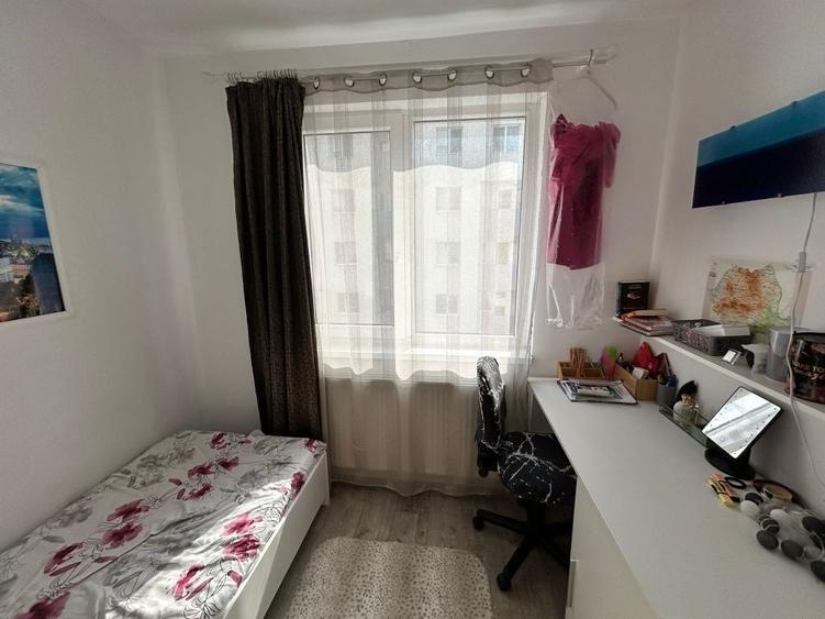 Apartament cu 2 camere decomandat în Florești