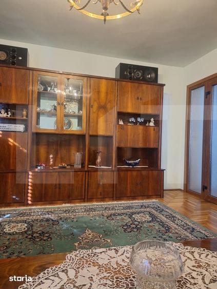 Casă cu 6 camere cu Teren 470 Mp în Central