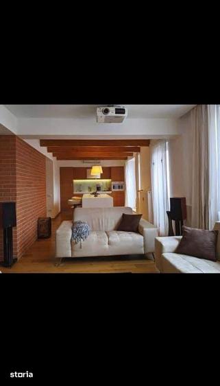 Apartament cu 4 camere decomandat, mobilat în Ultracentral