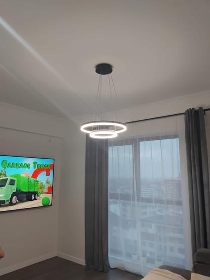 Apartament cu 3 camere decomandat în Energia