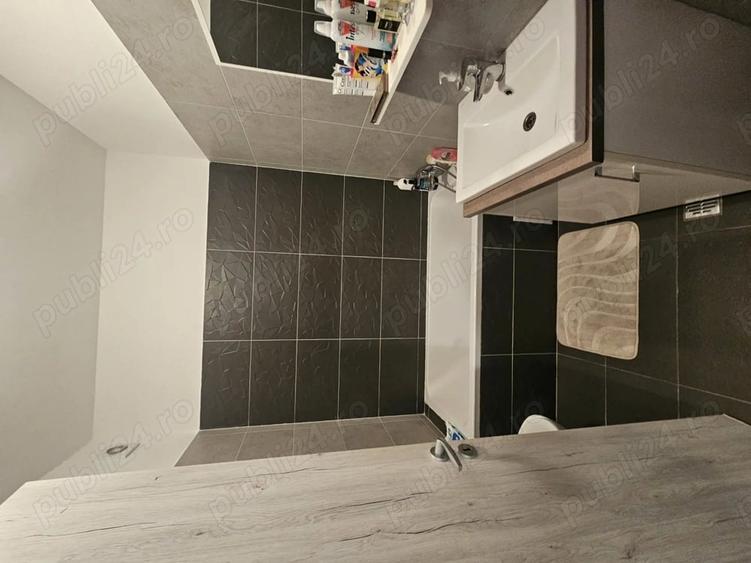 Apartament cu 2 camere decomandat în Apărătorii Patriei