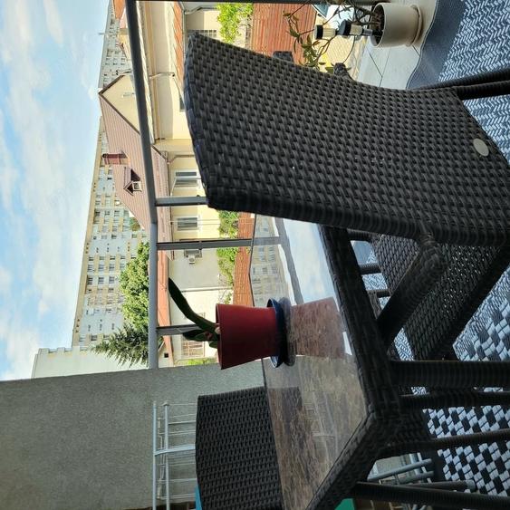 Apartament cu 2 camere semidecomandat în Colentina