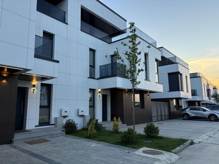 Casă cu 4 camere în Pipera