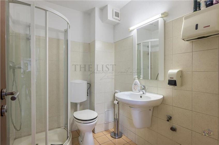 Apartament cu 4 camere decomandat, mobilat în Arcul de Triumf
