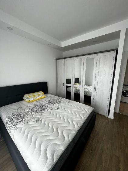 Apartament cu 3 camere decomandat, mobilat în Ștefăneștii de Jos