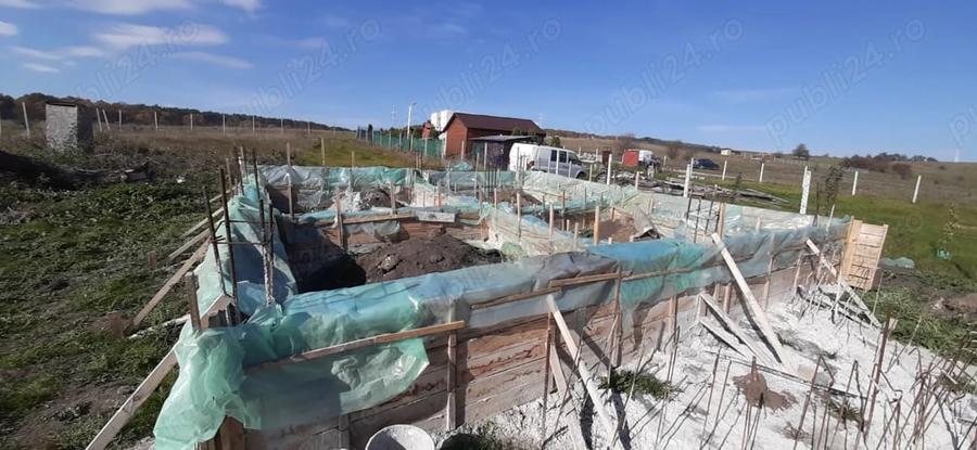 Teren de 120 mp, în Central