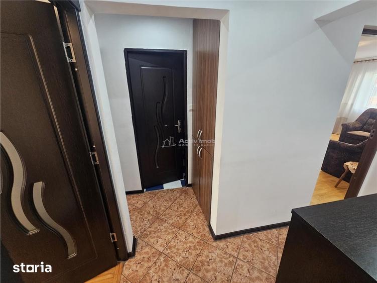 Apartament cu 3 camere decomandat în Central