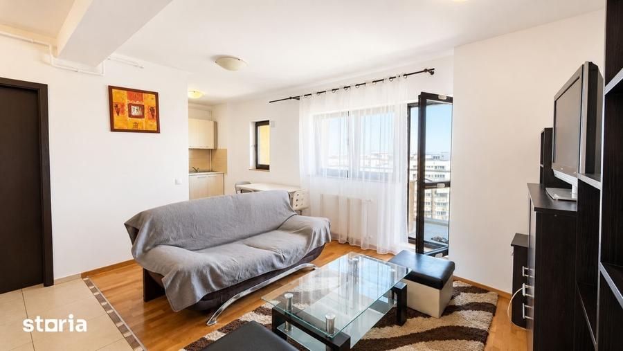 Apartament cu 3 camere decomandat, mobilat în Central