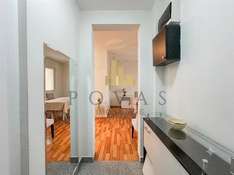 Apartament cu 4 camere semidecomandat, mobilat în Grădina Icoanei