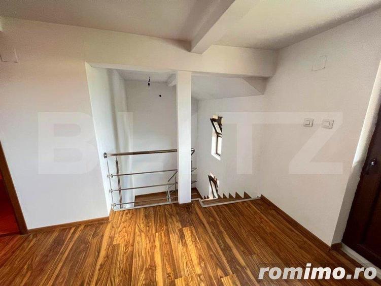 Casă cu 4 camere cu Teren 240 Mp în Galata