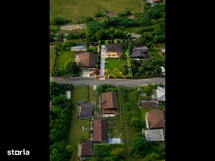 Teren de 1500 mp, în Central