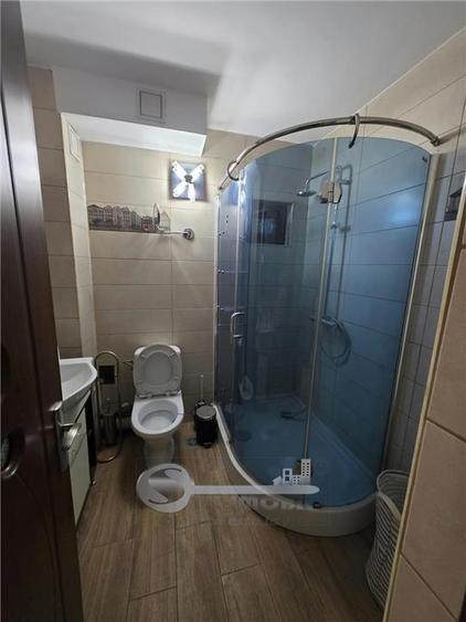 Apartament cu 3 camere decomandat, mobilat în Bd. Independenței