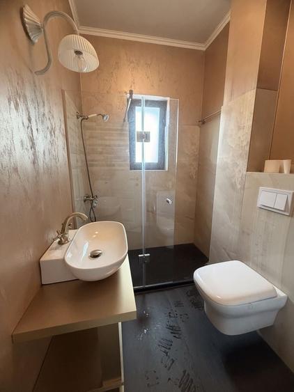 Apartament cu 3 camere decomandat în Dumbrăvița
