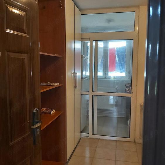 Garsonieră semidecomandată în Rahova