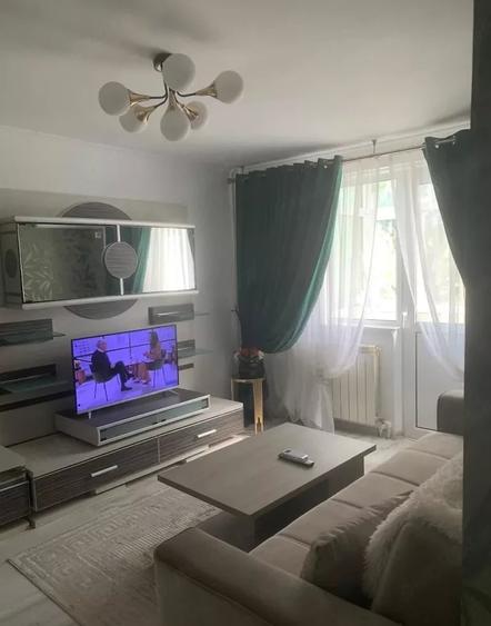 Apartament cu 2 camere semidecomandat, mobilat în Drumul Taberei