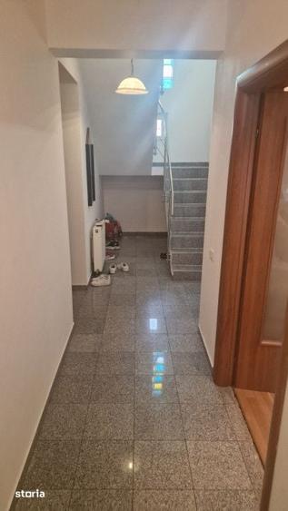 Casă cu 5 camere cu Teren 250 Mp în Chiajna