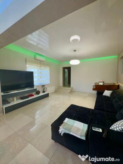 Apartament cu 3 camere decomandat în Andrei Mureșanu