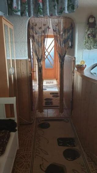Apartament cu 3 camere decomandat în Buzaului