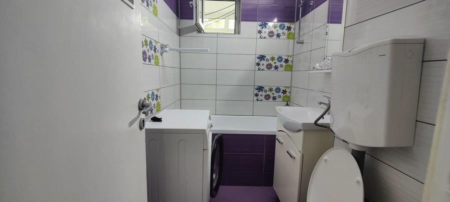Apartament cu 2 camere decomandat în Drumul Taberei
