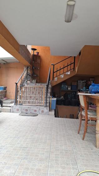 Apartament cu 5 camere în Central