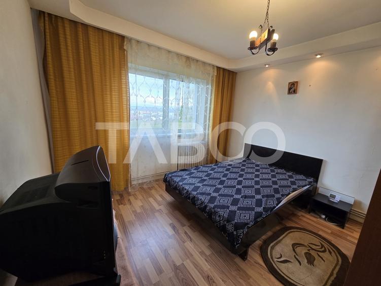 Apartament decomandat de vanzare 2 camere boxa pivnita Vasile Aaron - 4