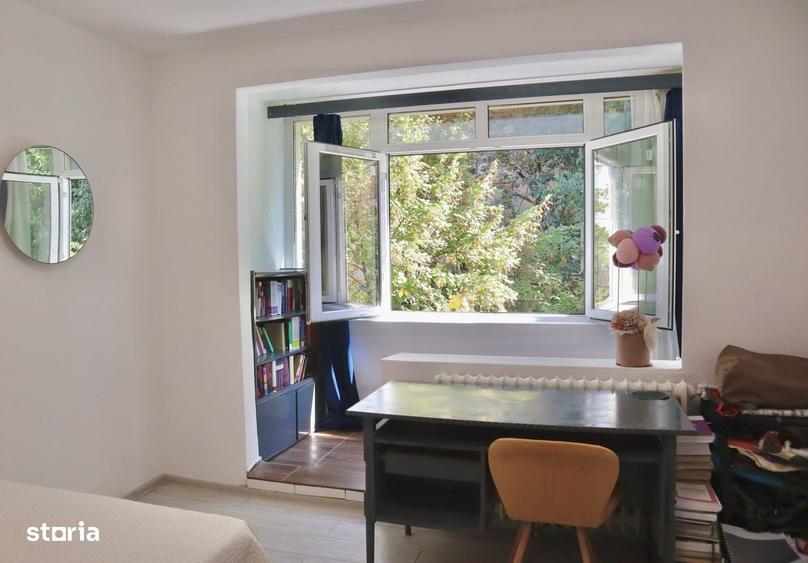 Apartament cu 4 camere în Păcii