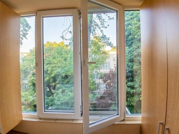 Apartament cu 2 camere semidecomandat în Valenta