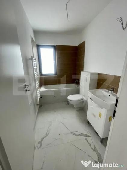 Apartament cu 3 camere decomandat în Calea Moldovei