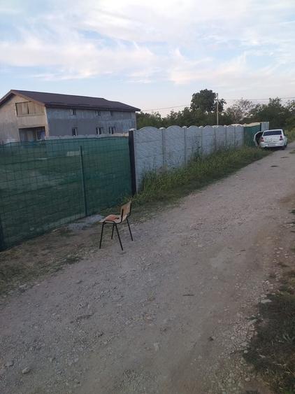 Spațiu comercial, în Surlari