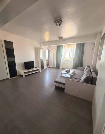 Apartament cu 2 camere decomandat, mobilat în Kamsas