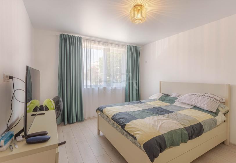 Apartament cu 2 camere, mobilat în Metalurgiei