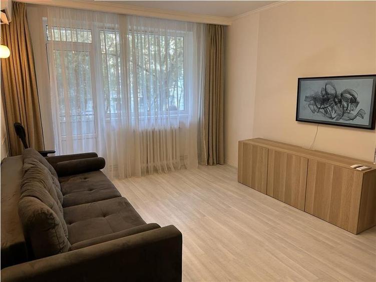 Apartament cu 2 camere semidecomandat, mobilat în Gheorgheni