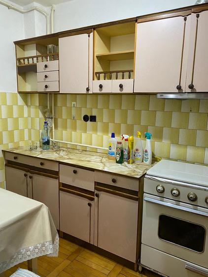 Apartament cu 3 camere decomandat în George Enescu