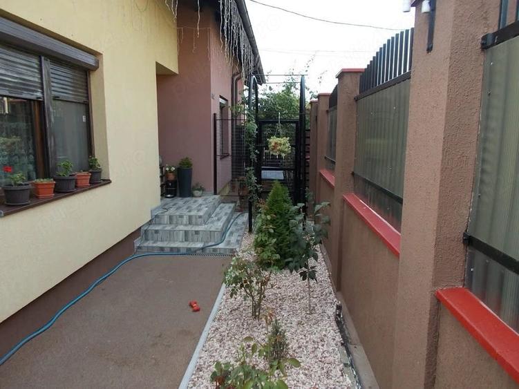 Casă cu 3 camere cu Teren 250 Mp în Săcălaz