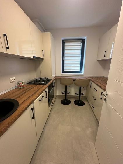 Apartament cu 2 camere decomandat, mobilat în Theodor Pallady