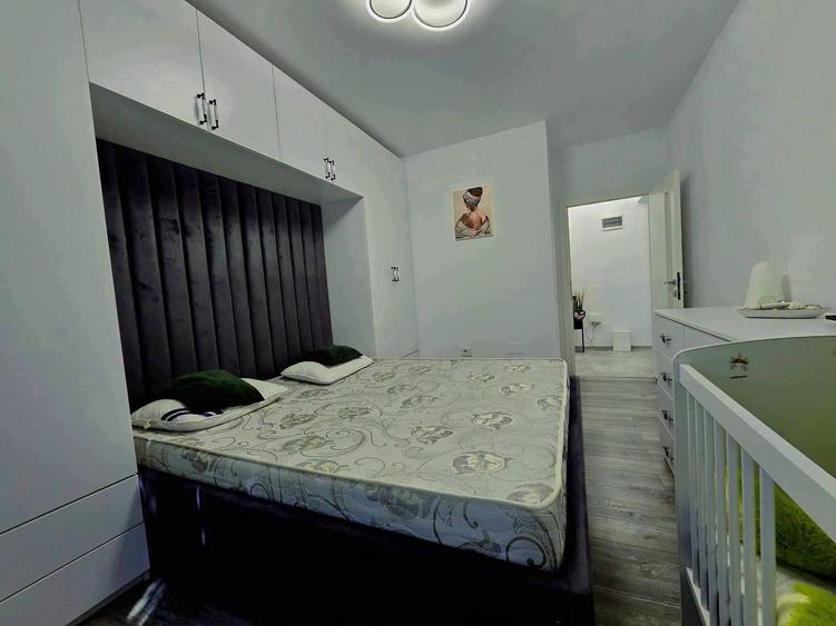 Apartament cu 2 camere decomandat în Dobroești