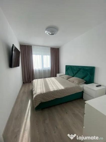 Apartament 2 cam decomandat, PRIMA INCHIRIERE, CT, lift - 1