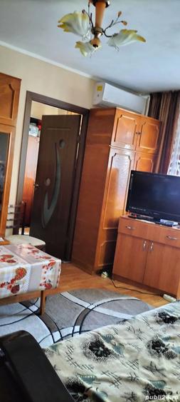 Apartament cu 2 camere semidecomandat în Caracal
