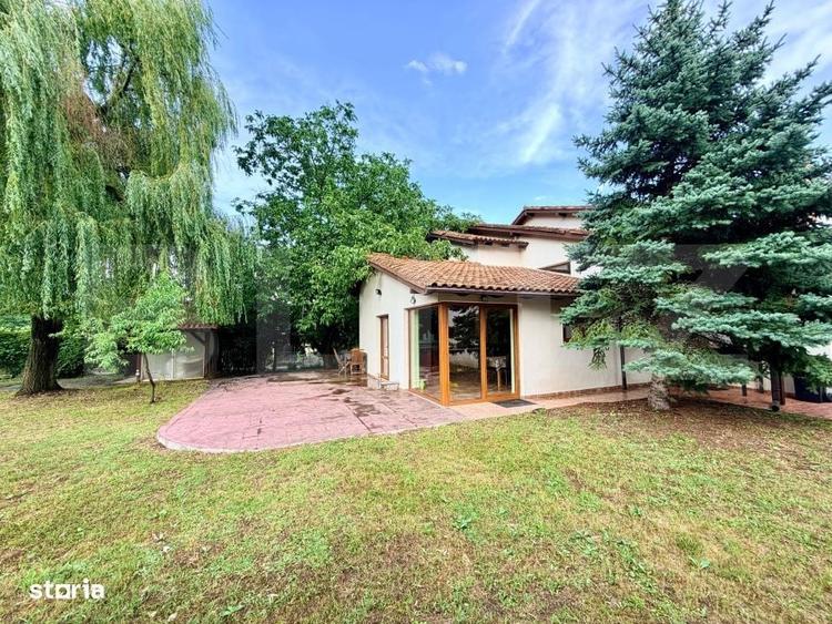 Casa 5 dormitoare, 300 mp, subsol, teren 2026 mp, zona Cetate - 3