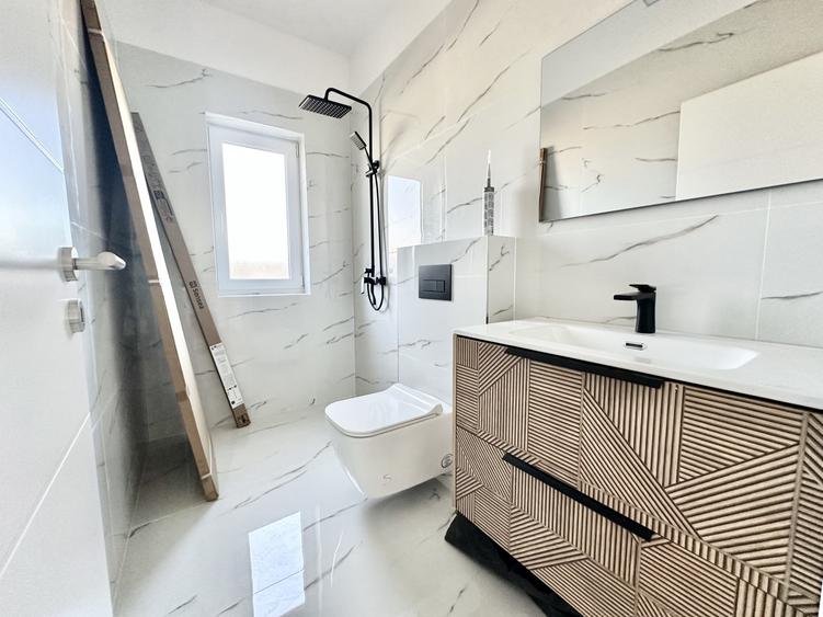 Duplex cu 5 camere cu Canalizare în Moșnița Veche